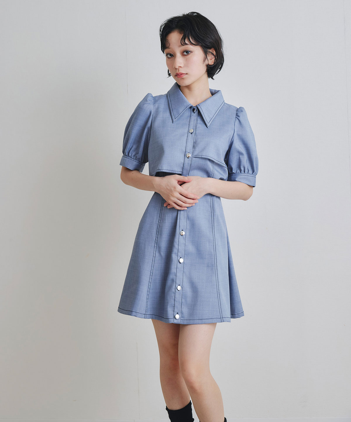 ステッチバイカラーレイヤードフレアミニワンピース