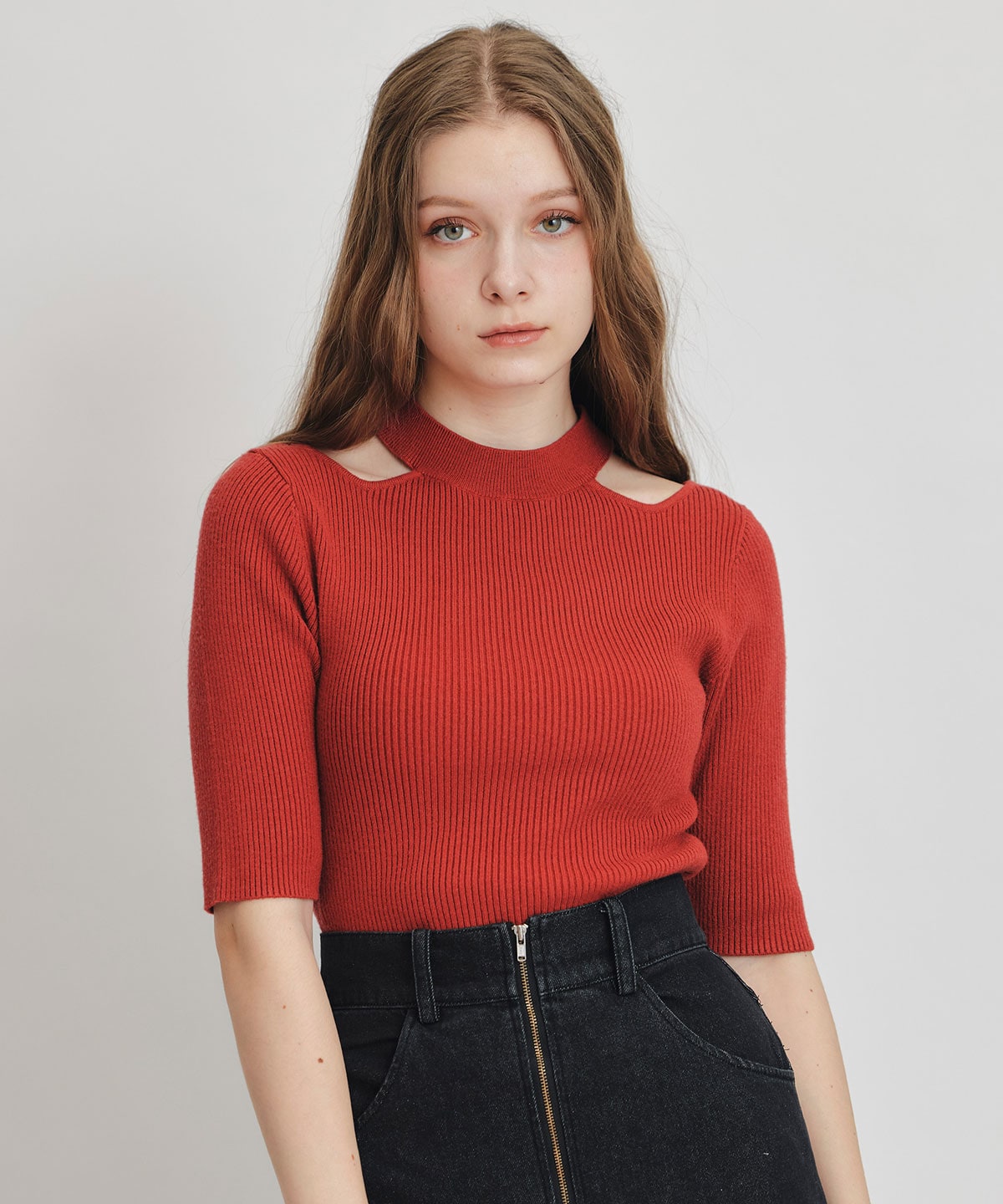 カットアウトハーフスリーブニットプルオーバー