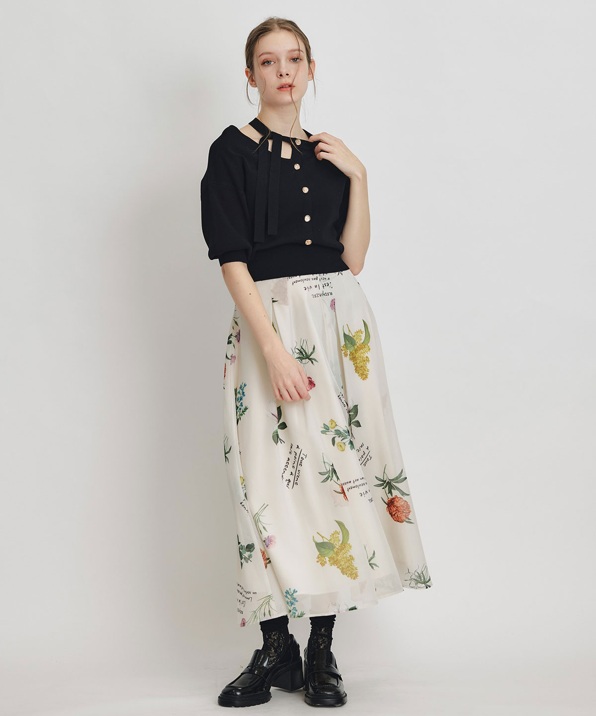 アシメカットデザインハーフスリーブニットプルオーバー