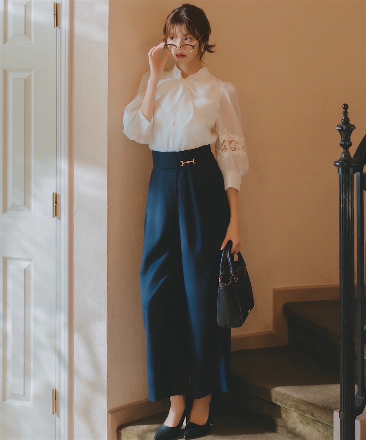 レース切替スリーブシアーボウタイブラウス