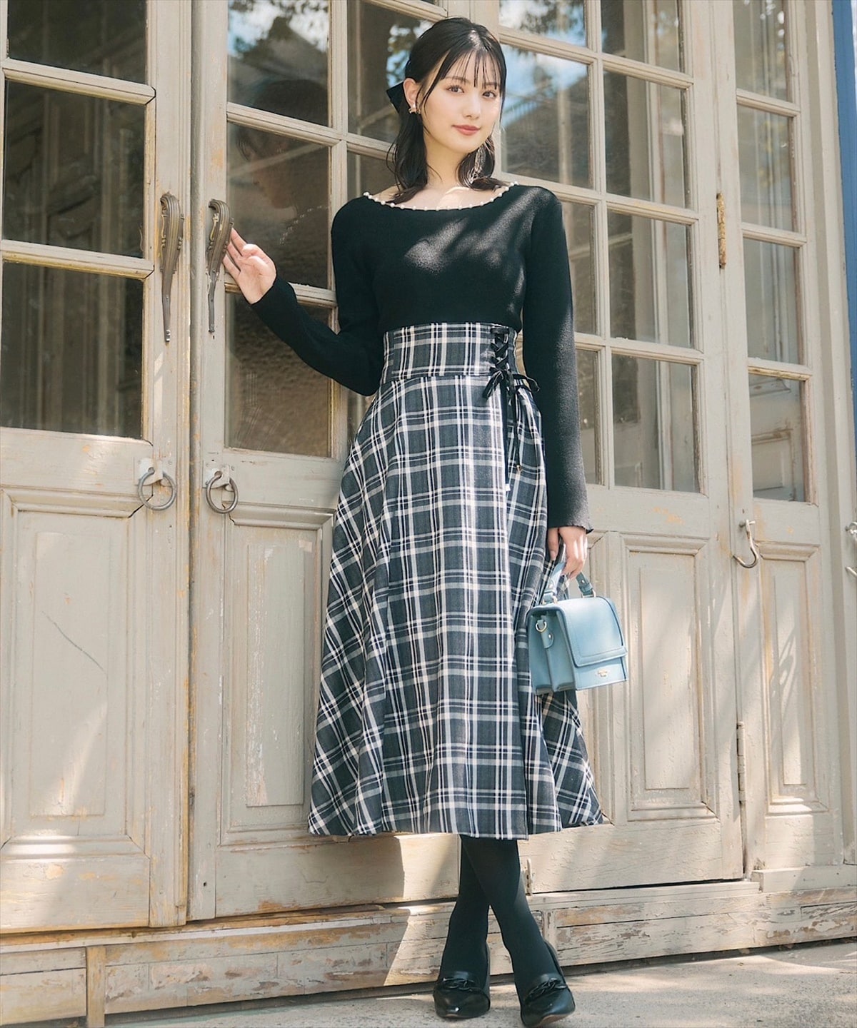 エレガンスパールネックニットプルオーバー