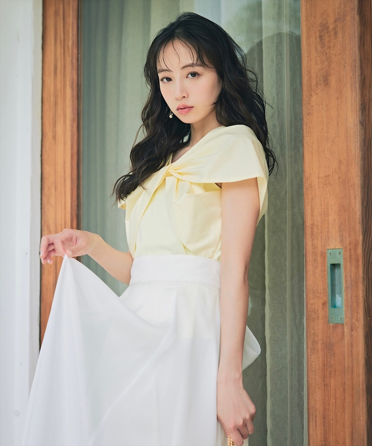 異素材ツイストディテールプルオーバー