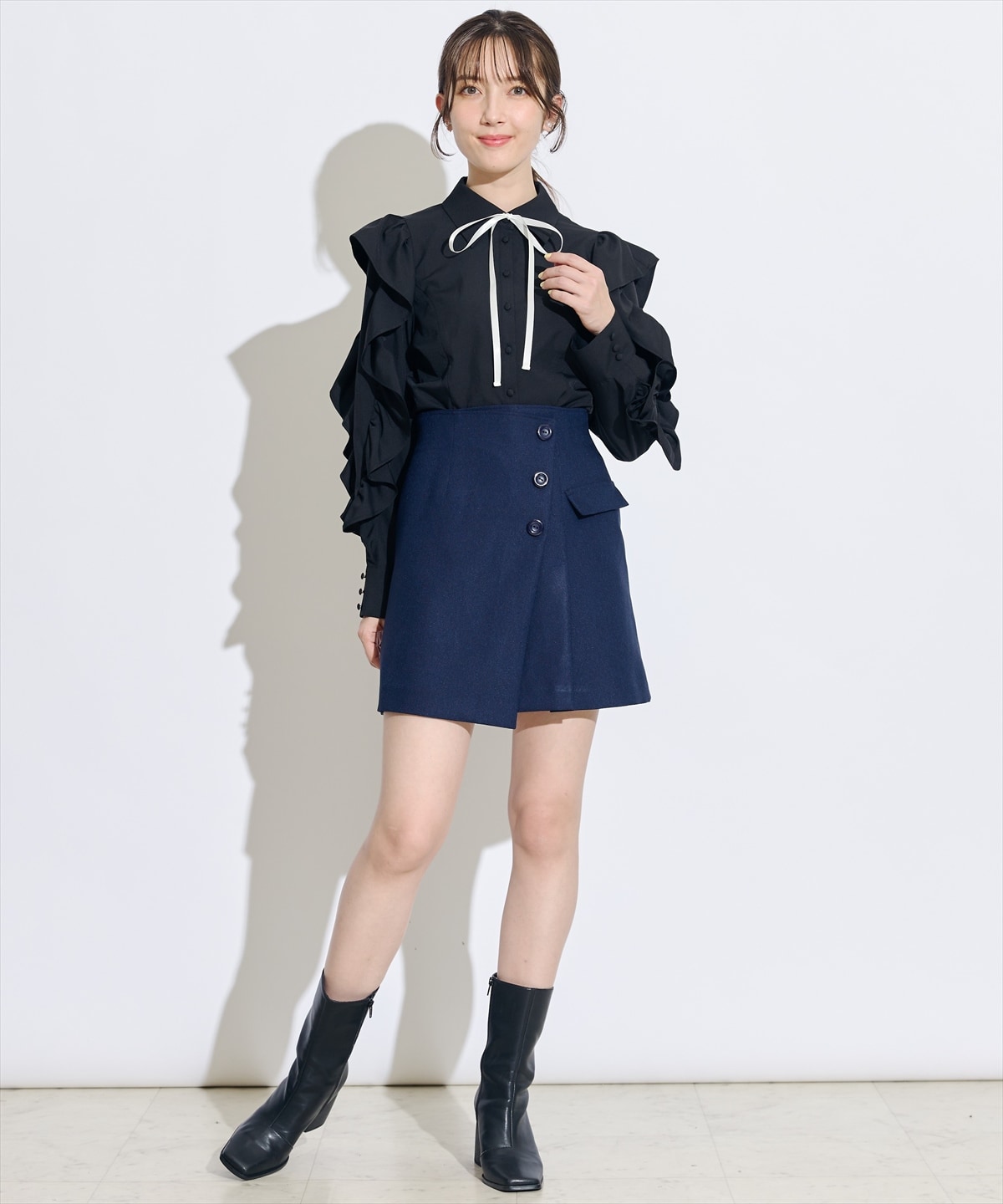 ラップ風セミフレアミニスカート