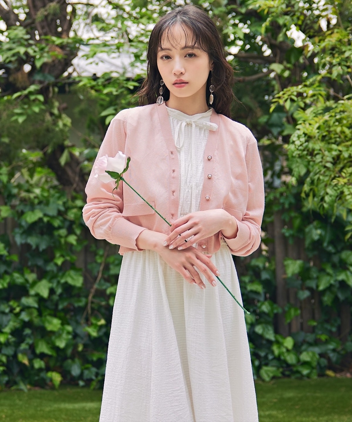 Vネックラメシアーフラップニットカーディガン