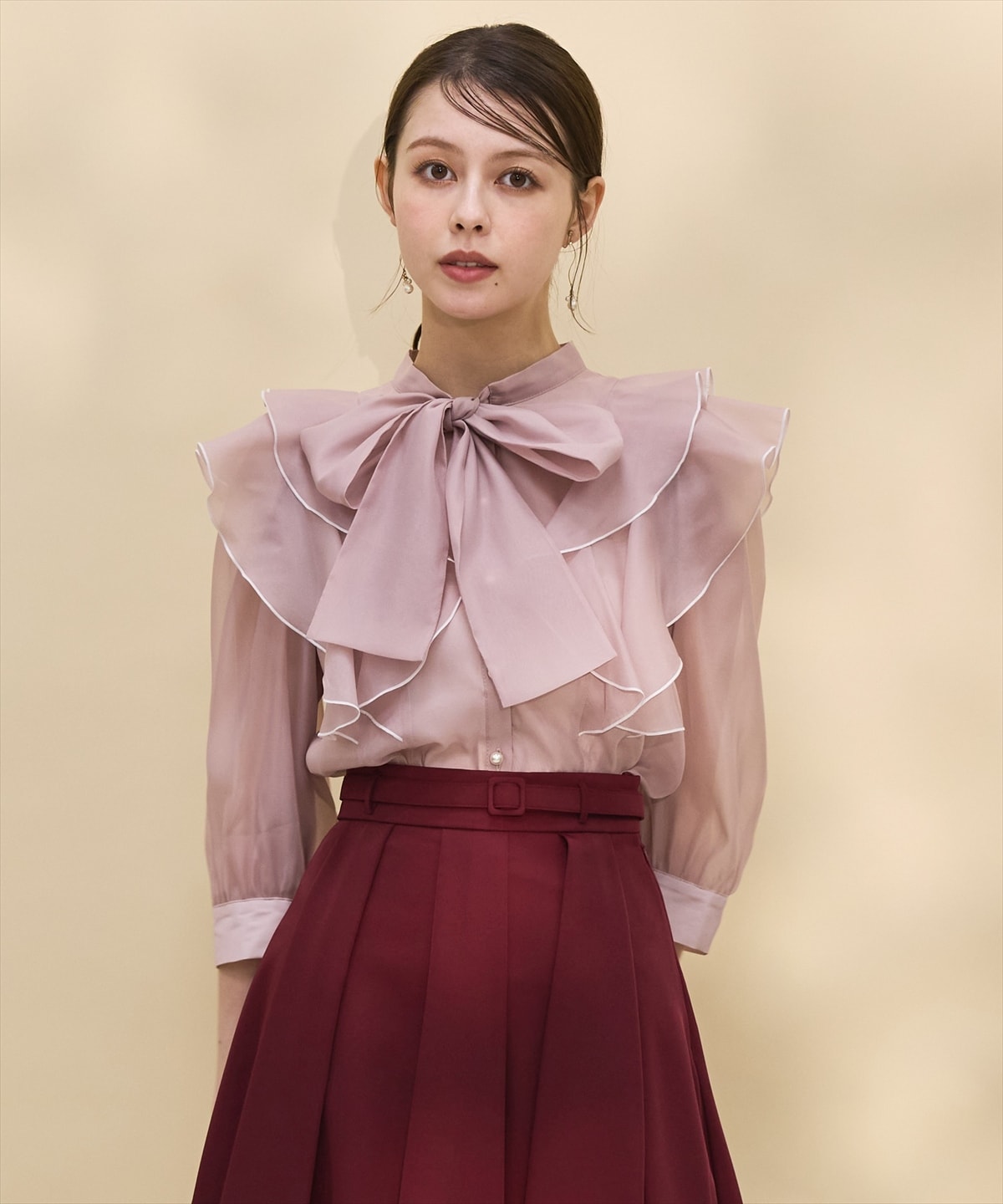 七分袖ボウタイブラウス