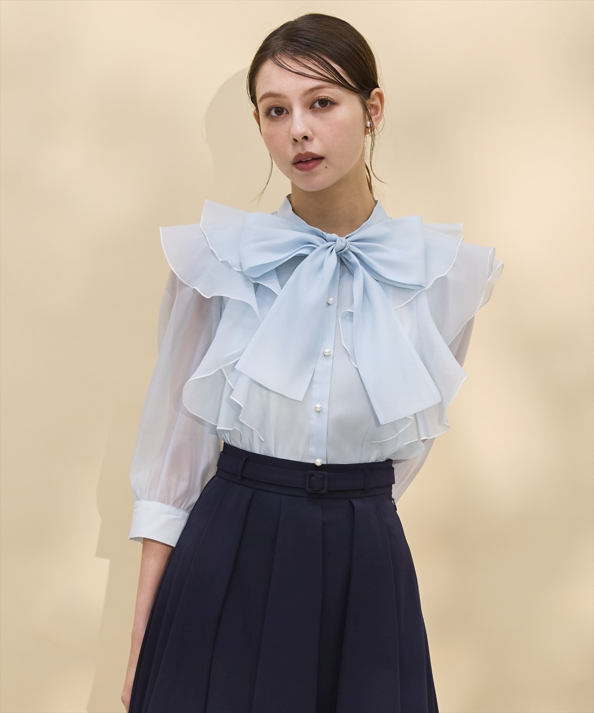 七分袖ボウタイブラウス