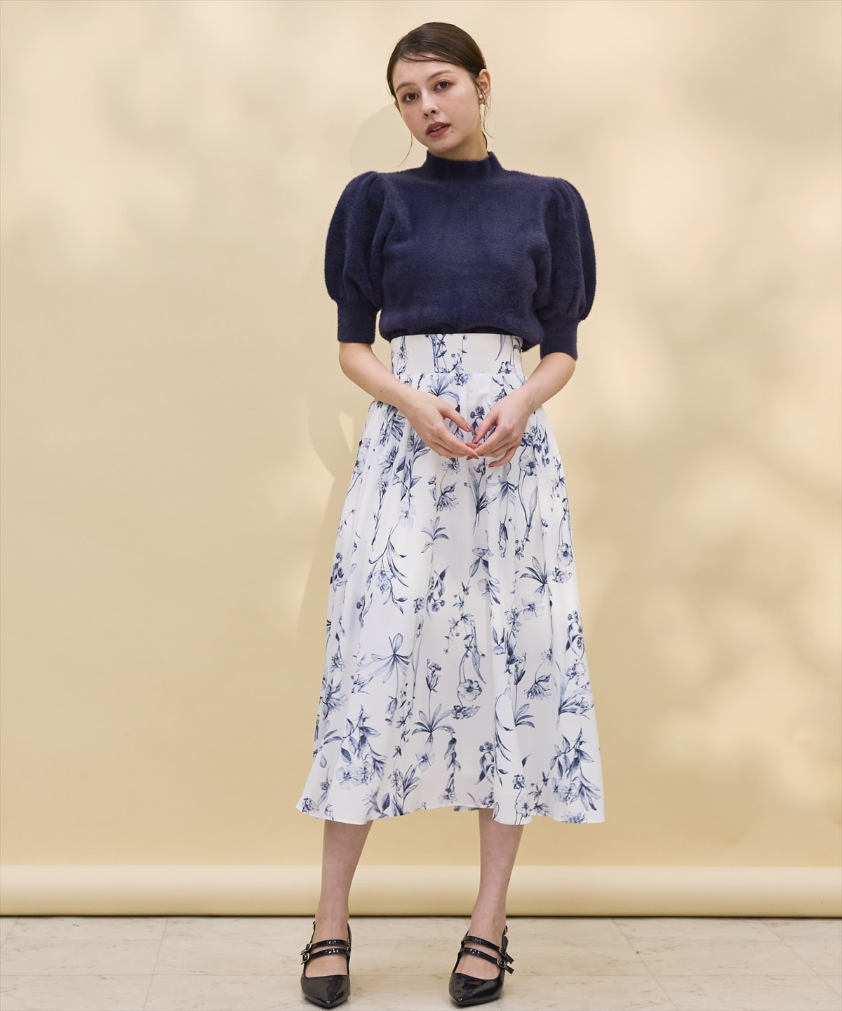 フローラルプリントタックフレアスカート