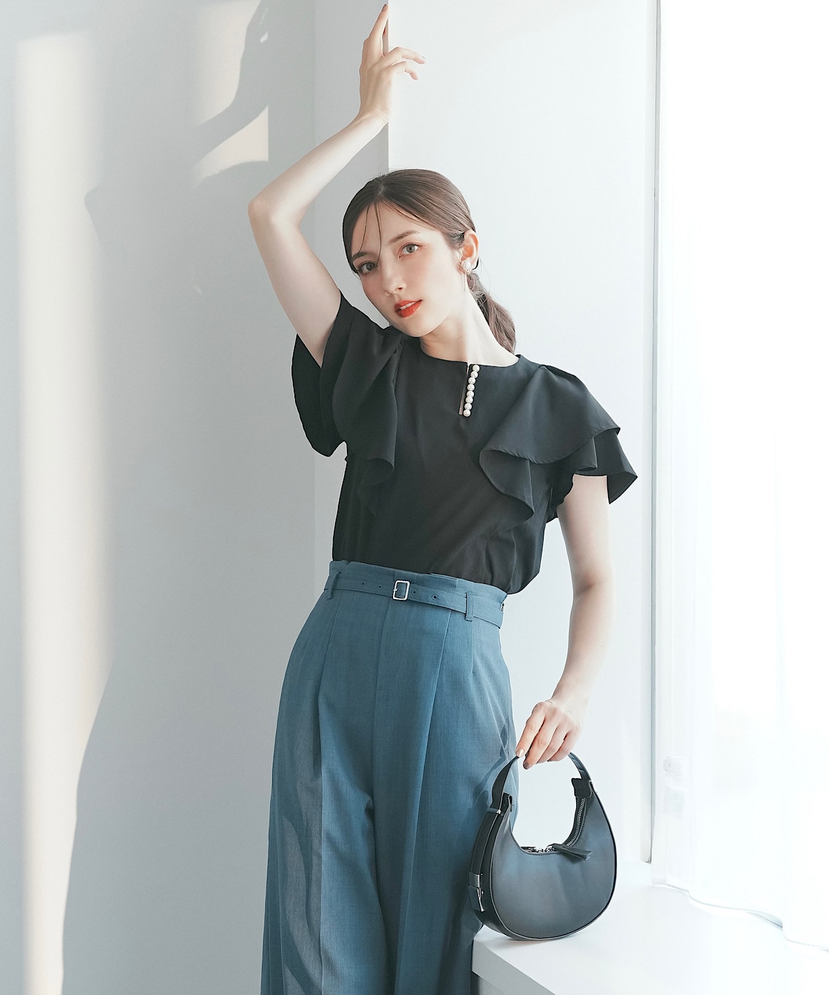 ベルテッドワイドパンツ