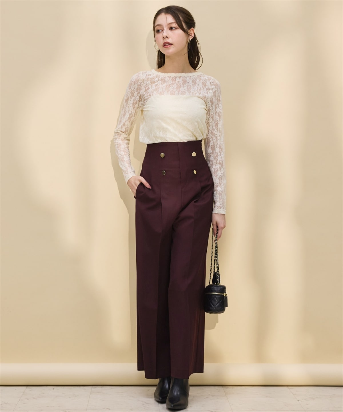 【再入荷】金ボタン付ワイドパンツ