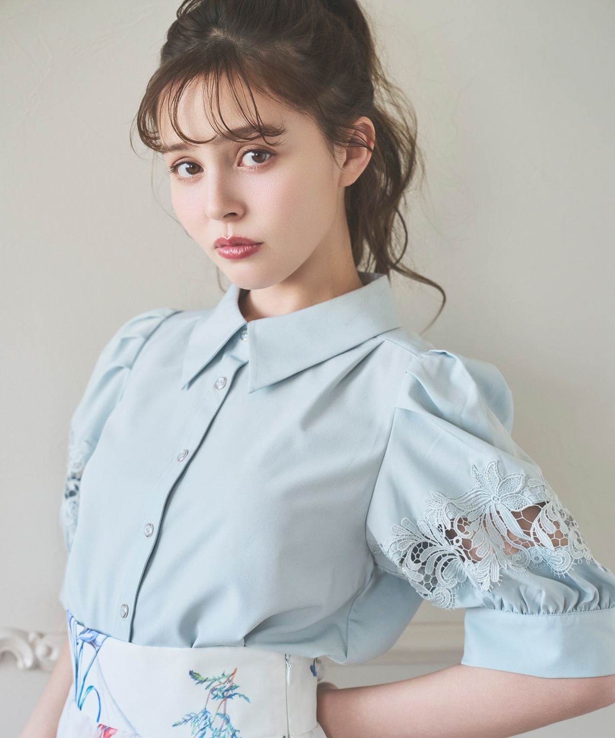 袖レース半袖ブラウス