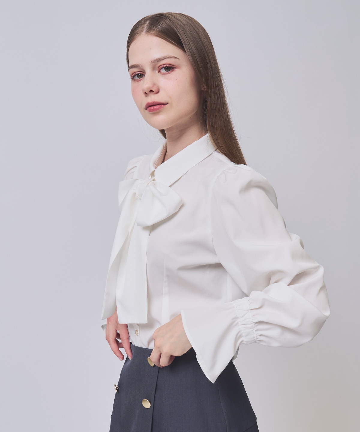 【1/30(Fri)発売開始】フレア袖ボウタイリボンブラウス