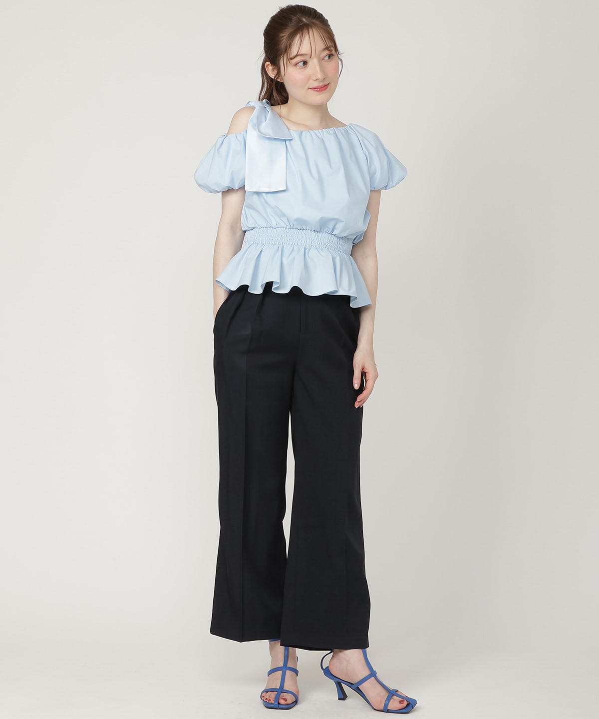 【5/29発売】バルーンオフショルペプラムブラウス