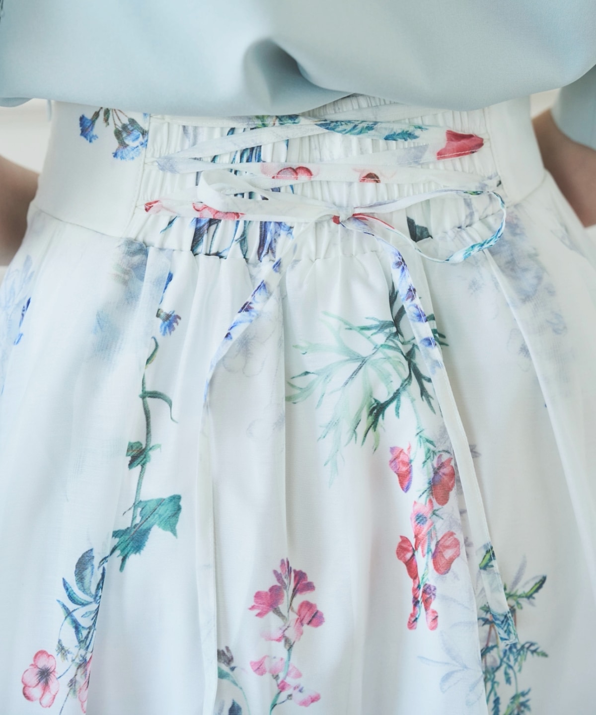 シアーボタニカルフラワースカート