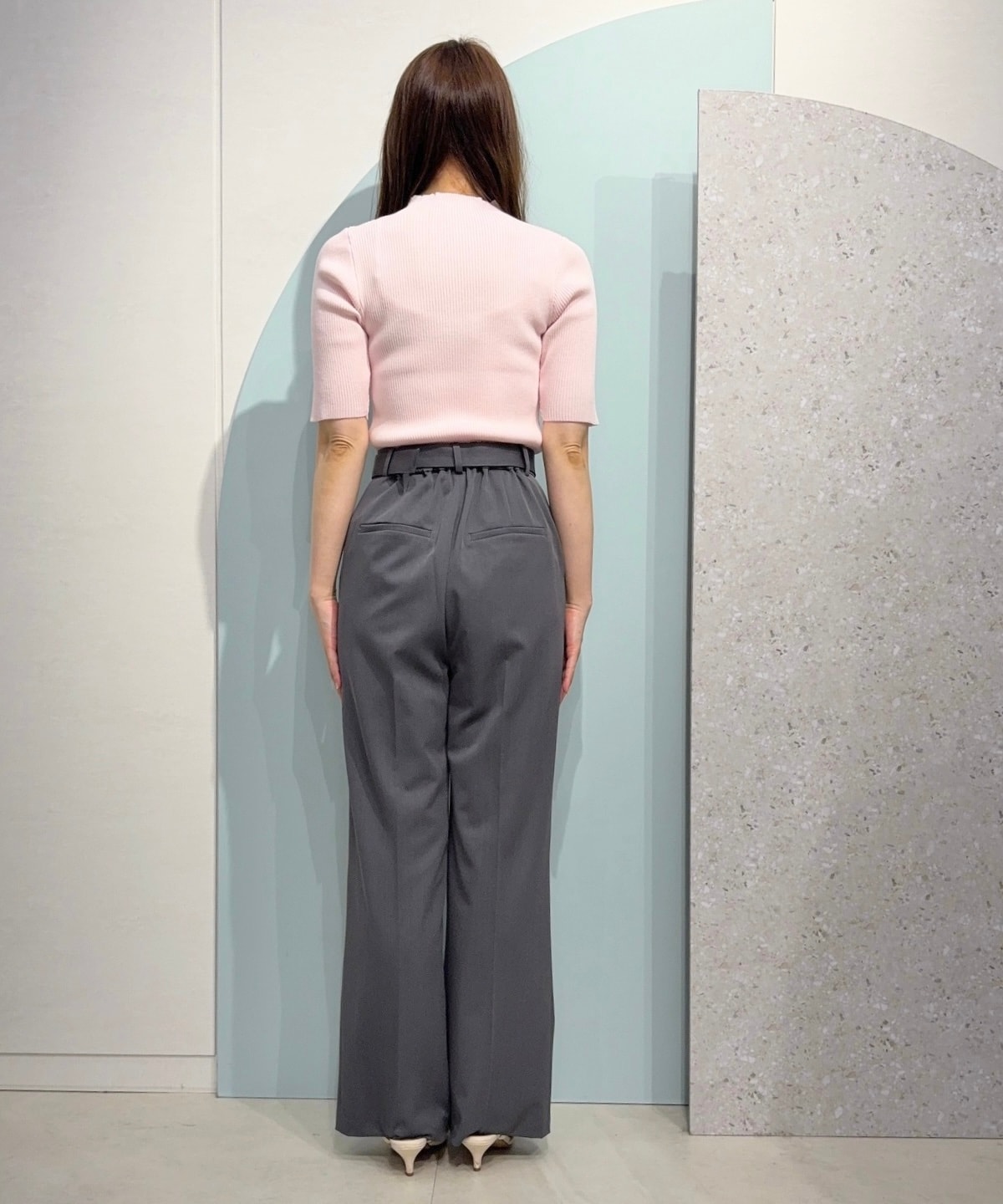 センタープレスストレートパンツ