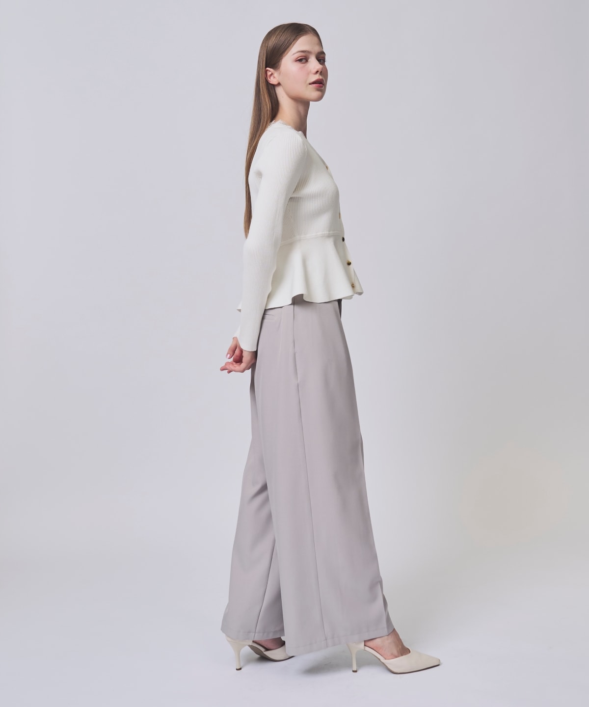 【2/27(Fri)発売】リボンベルトタックフレアワイドパンツ