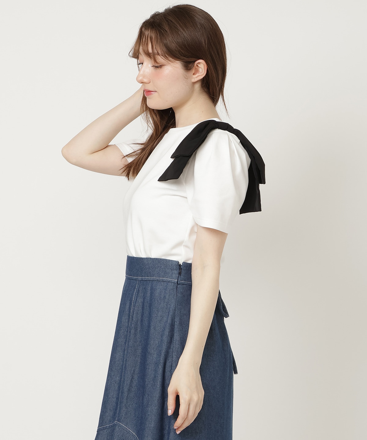 【5/8(Fri)発売】ショルダーリボンカットソー