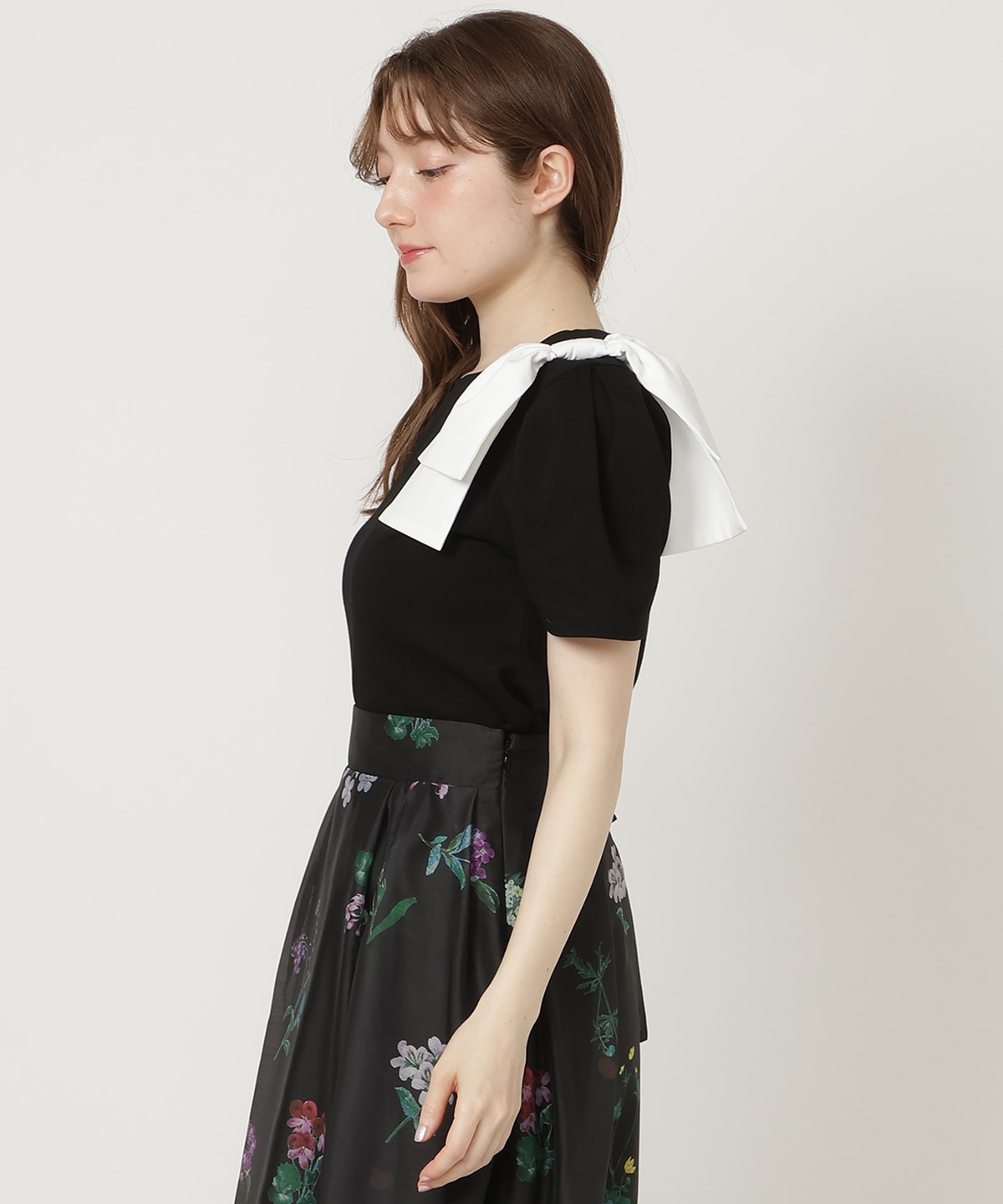 【5/8(Fri)発売】ショルダーリボンカットソー