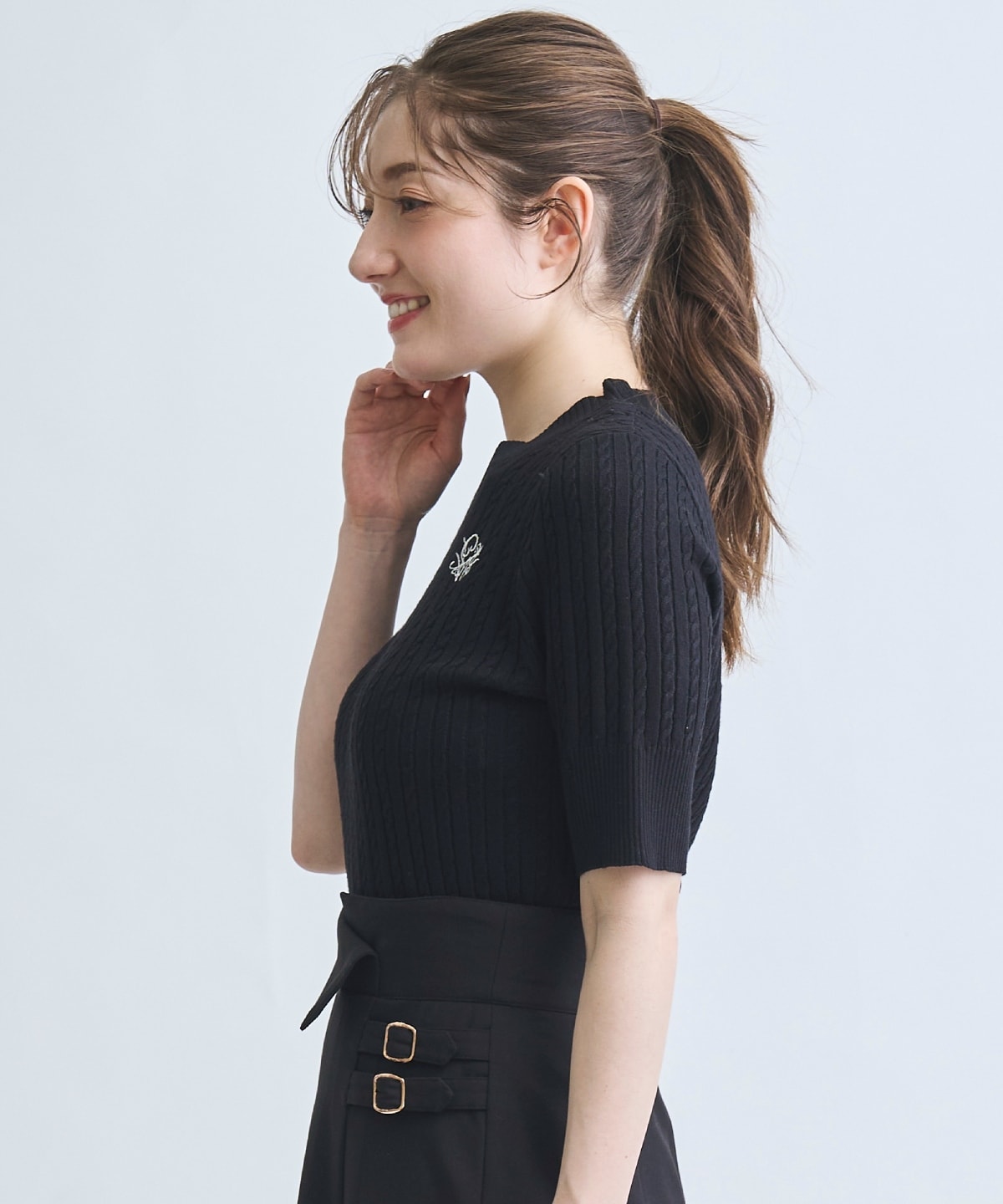 【4/10(Fri)発売】刺しゅう入りケーブニットプルオーバー