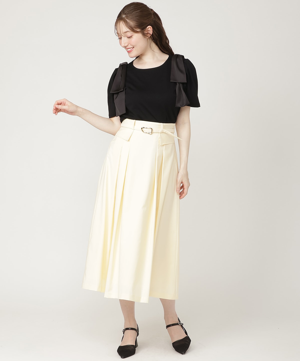 【6/11発売】ショルダーリボンTシャツ