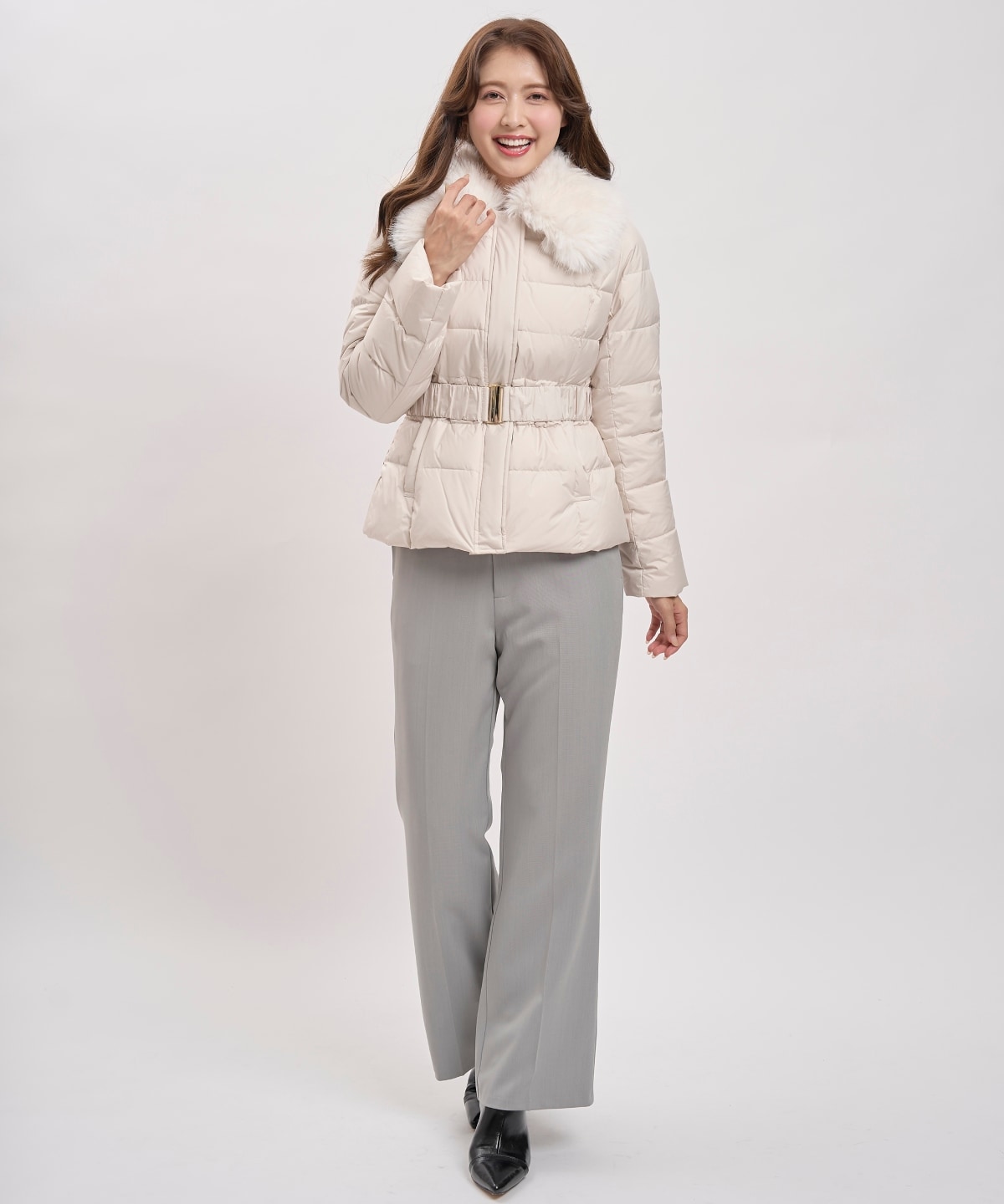 美シルエットセンタープレスフレアパンツ