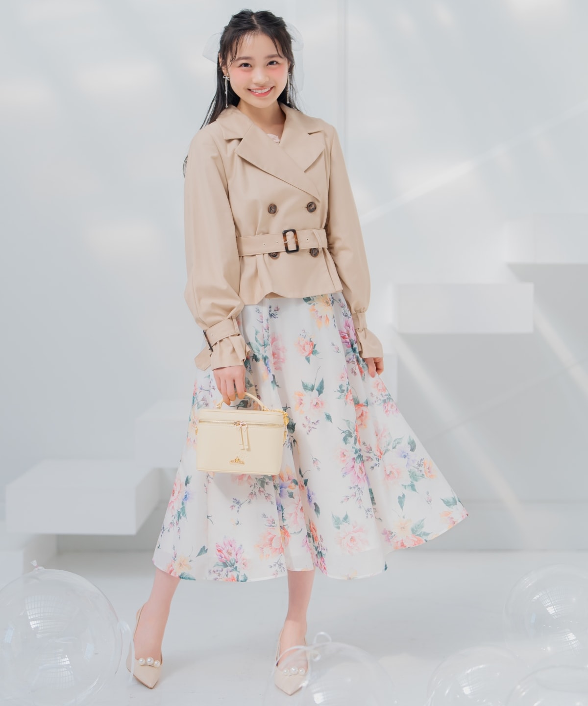 ギャザー袖ショートトレンチ