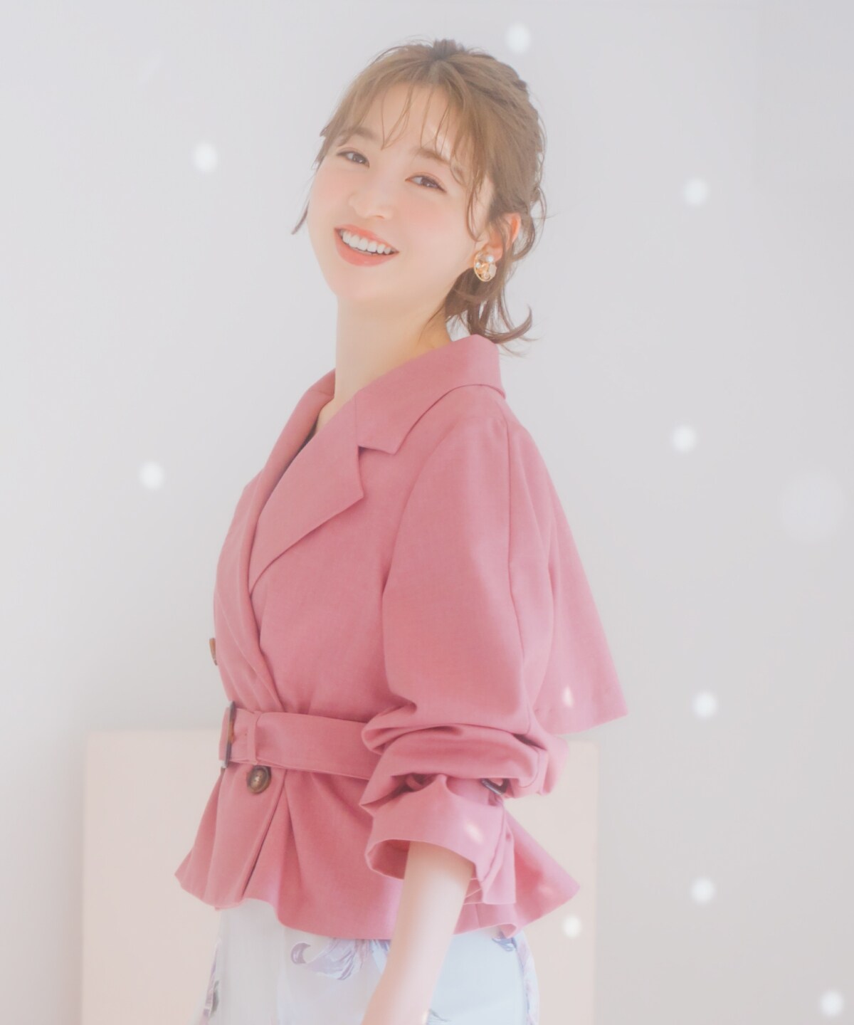 ギャザー袖ショートトレンチ