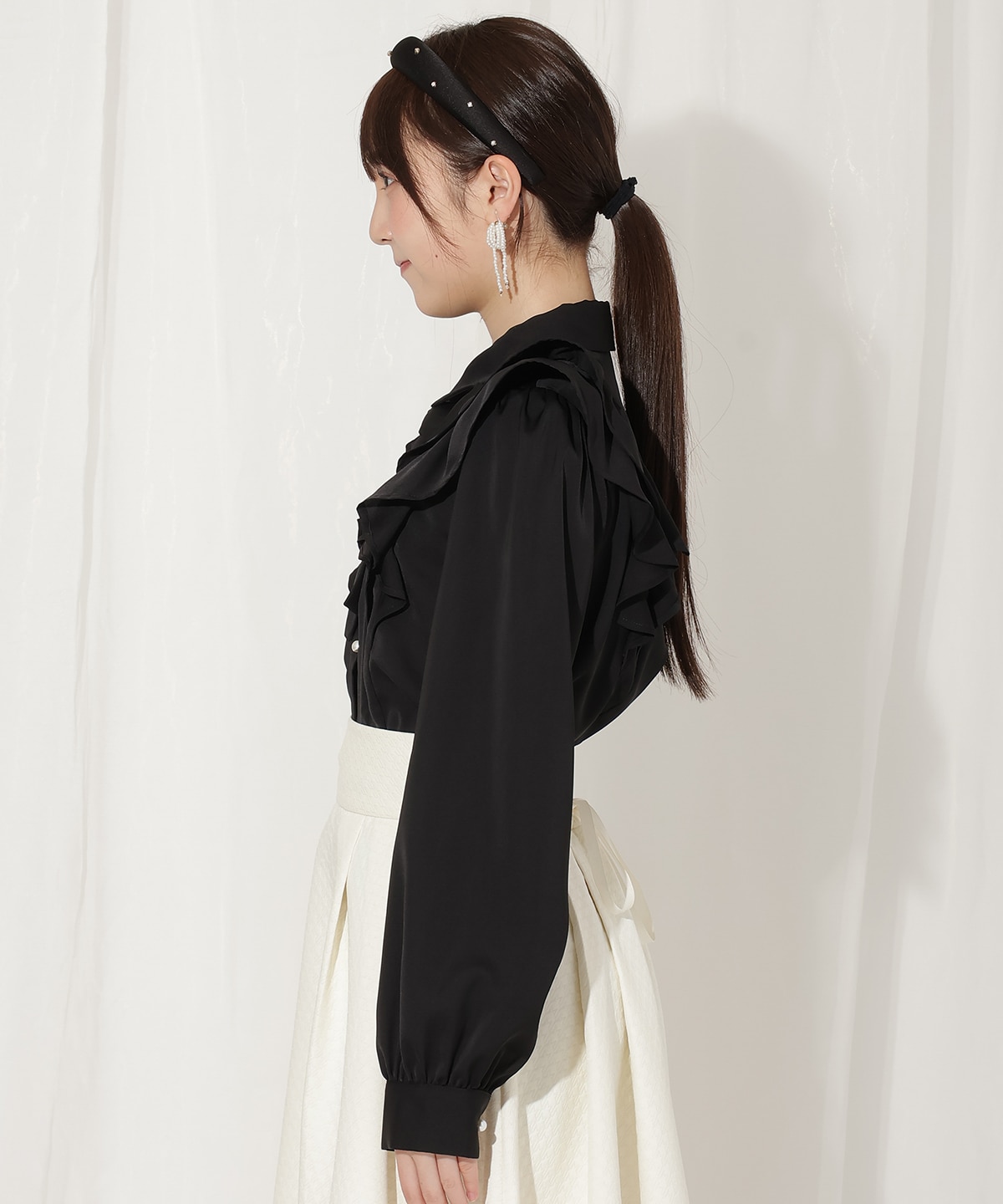 ダブルフリルリボンタイブラウス