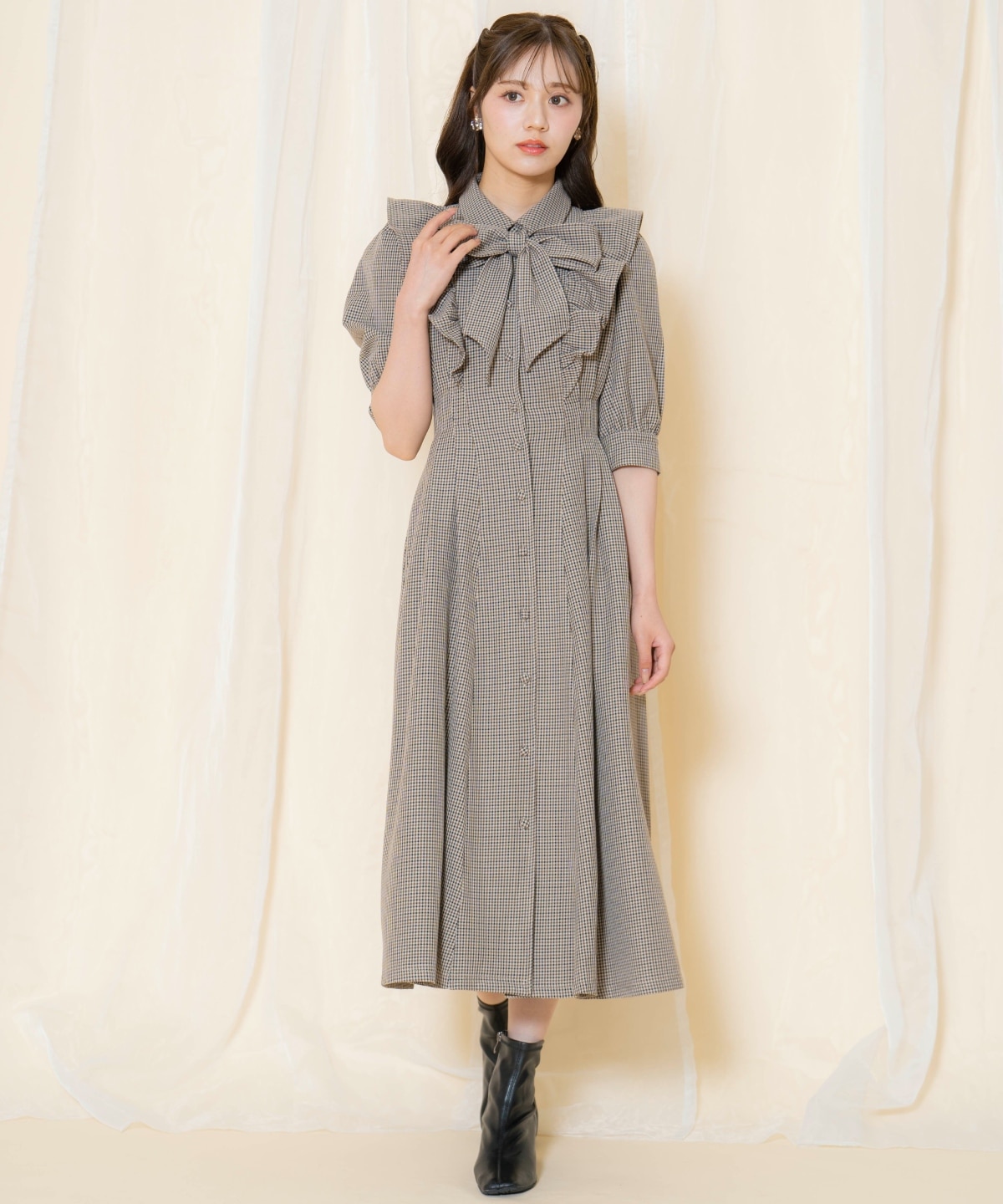 タックウエストフリルシャツワンピース