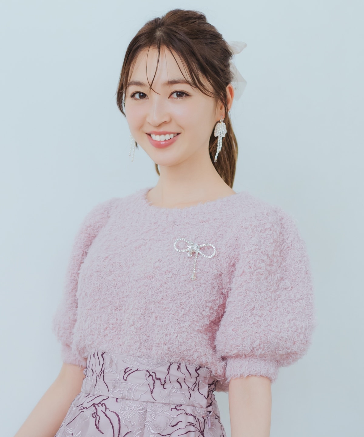 リボンブローチ付きテディヤーンニット