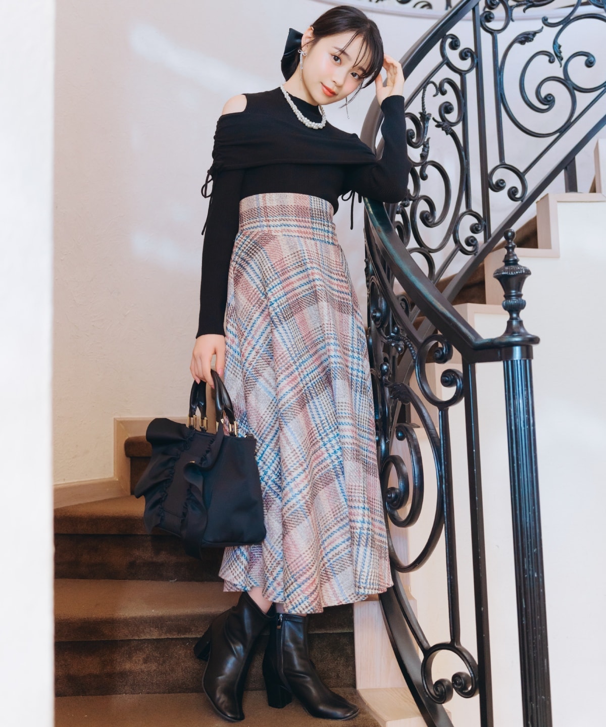 ギャザーリボンオフショルニット