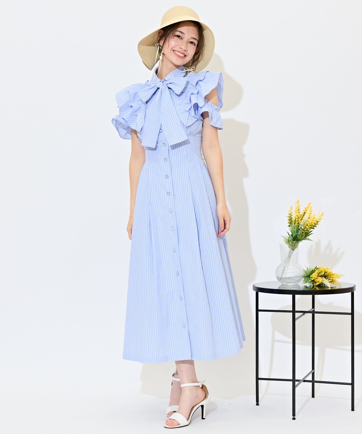 ラッフルスリーブリボンタイワンピース