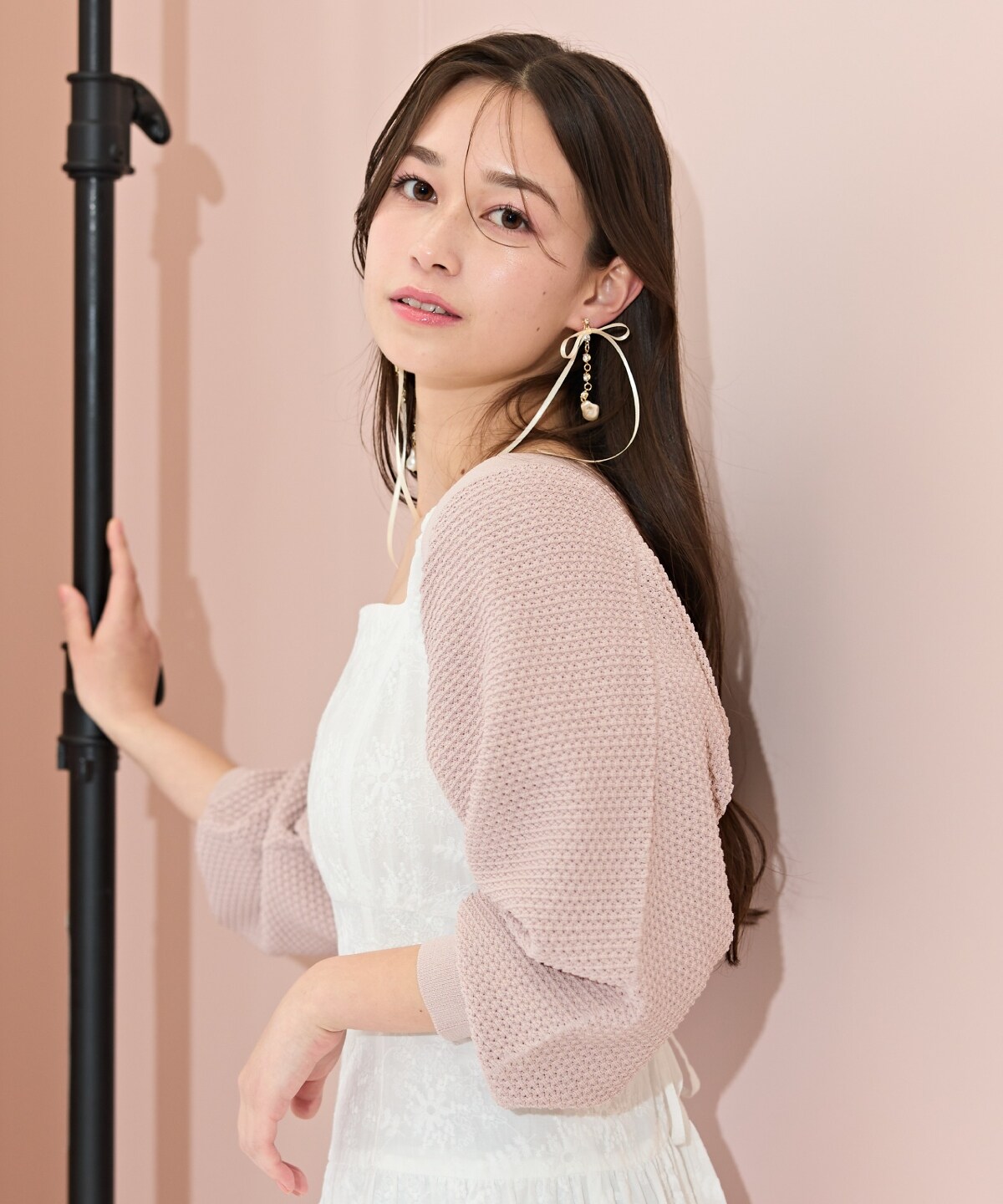 ショート丈柄編みボレロ