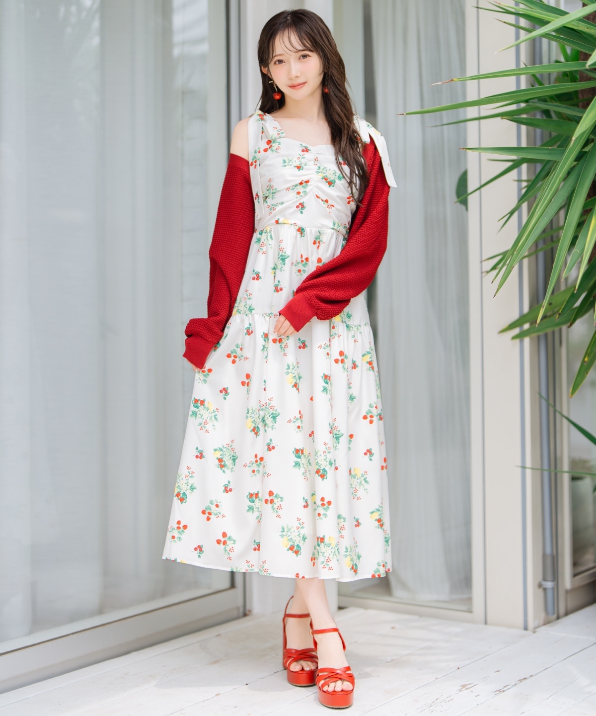 ショート丈柄編みボレロ