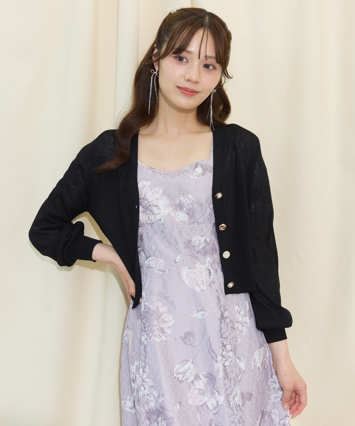 アソートボタンシアーカーディガン