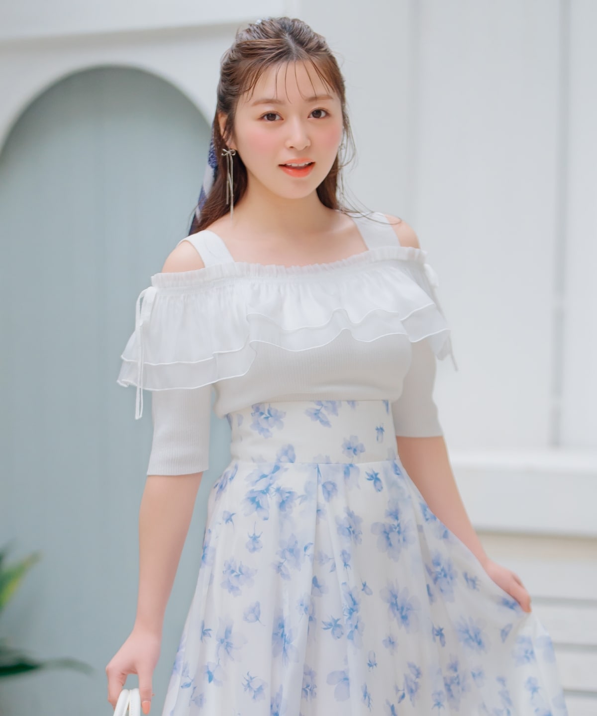 シアーボリュームフリルニットプルオーバー