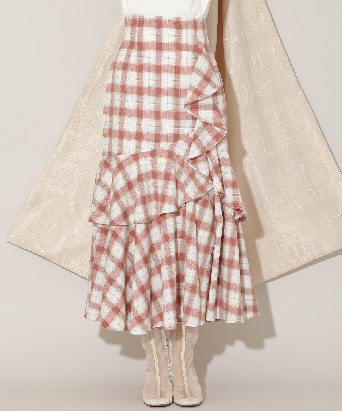 ラッフルティアードヘムスカート