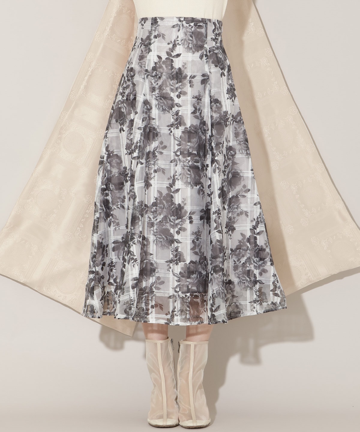 モノトーンフラワーオーガンジーフレアスカート