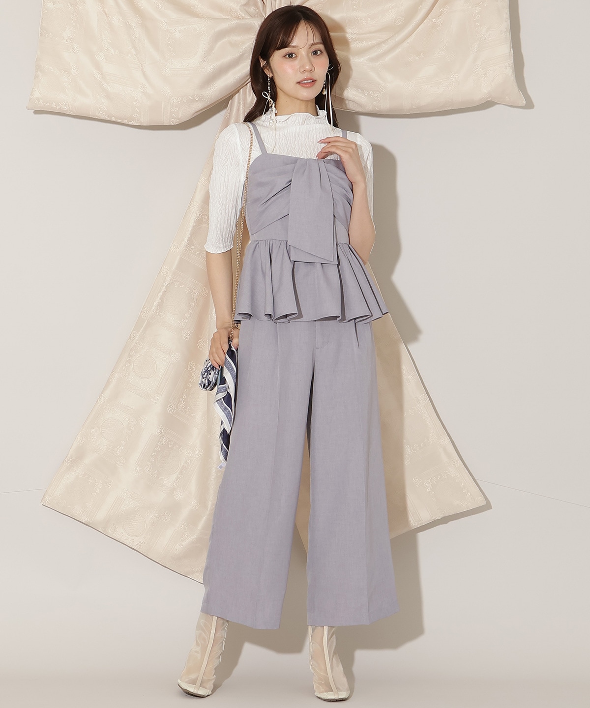 ベルト付きタックワイドパンツ