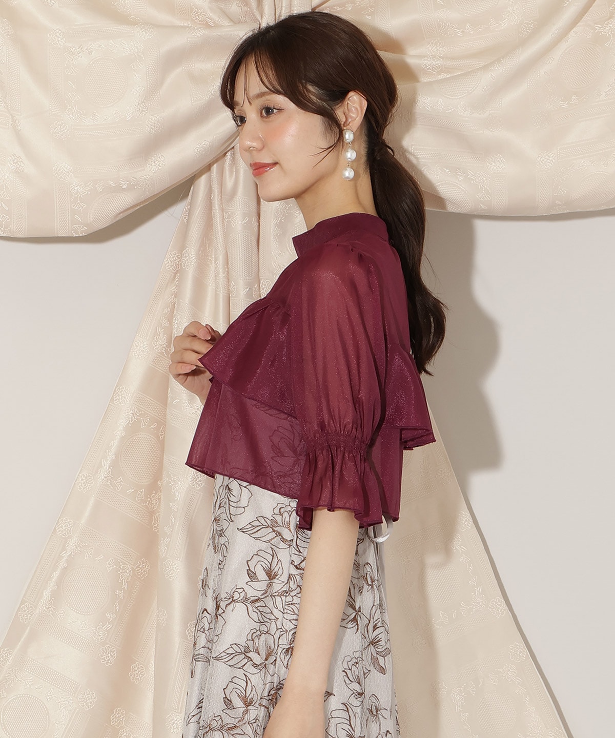 フリル切り替えシフォンブラウス