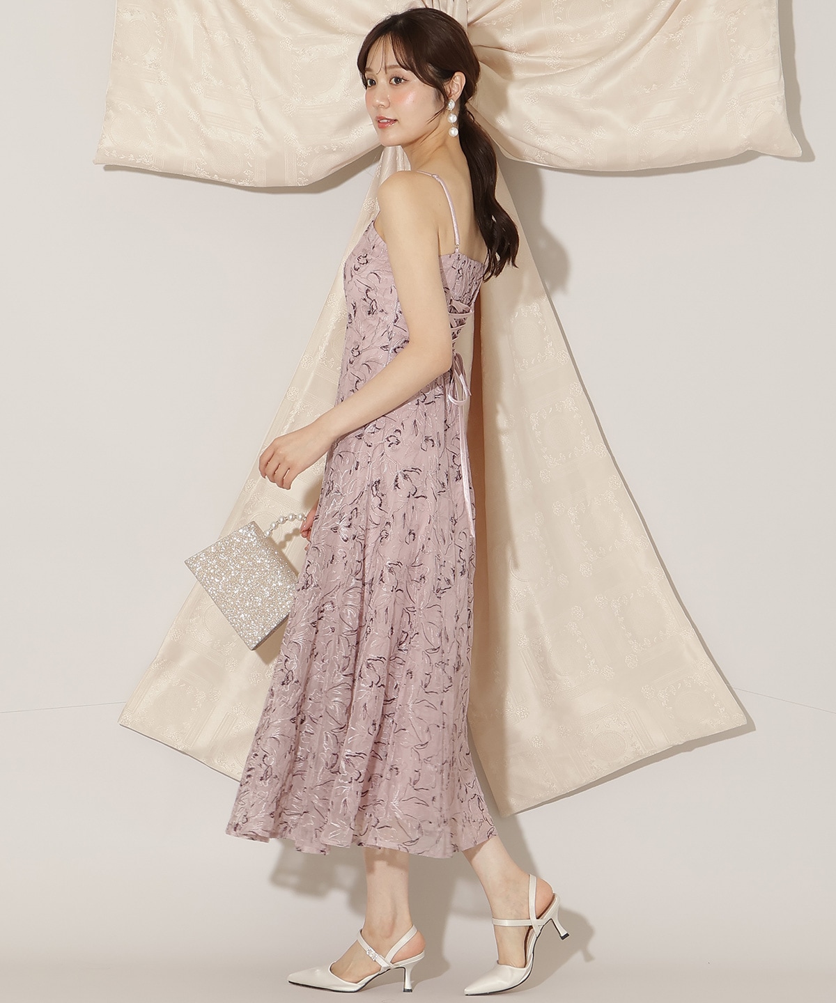 チュールエンブロイダリーワンピース