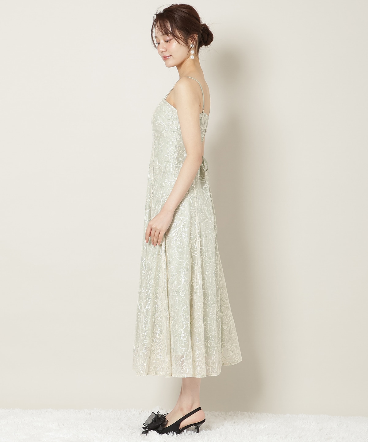 チュールエンブロイダリーワンピース