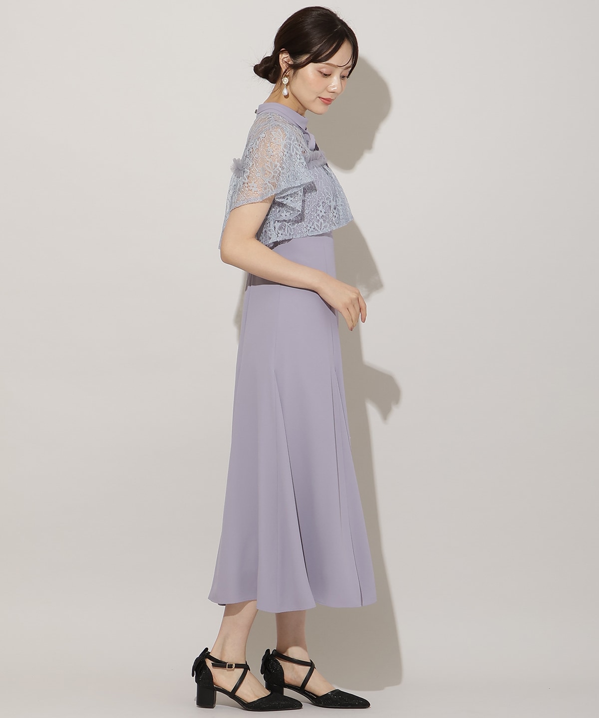 タックリボンレースブラウス×バックレースアップワンピース