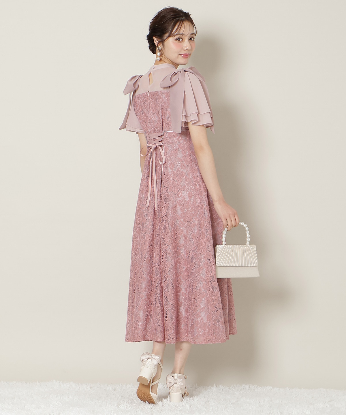 肩リボンパイピングレースワンピース