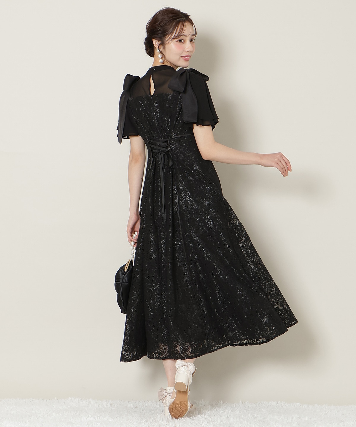 肩リボンパイピングレースワンピース