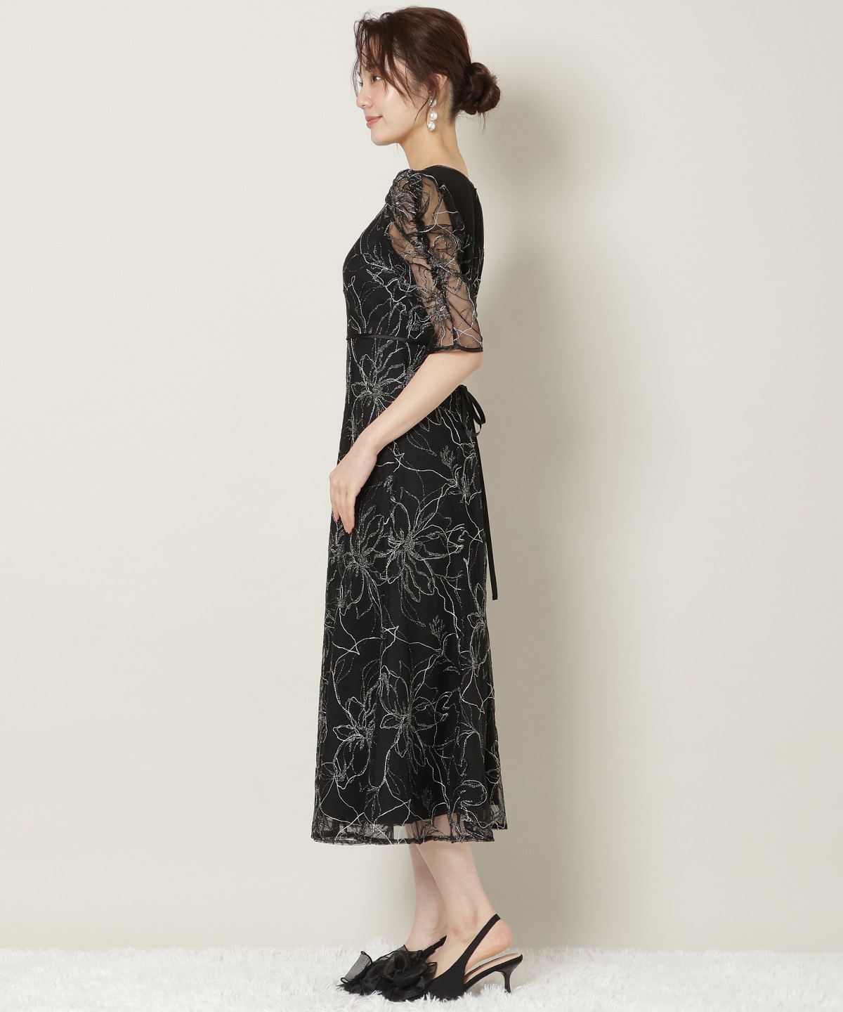 刺繍レースアシンメトリーマーメイドワンピース