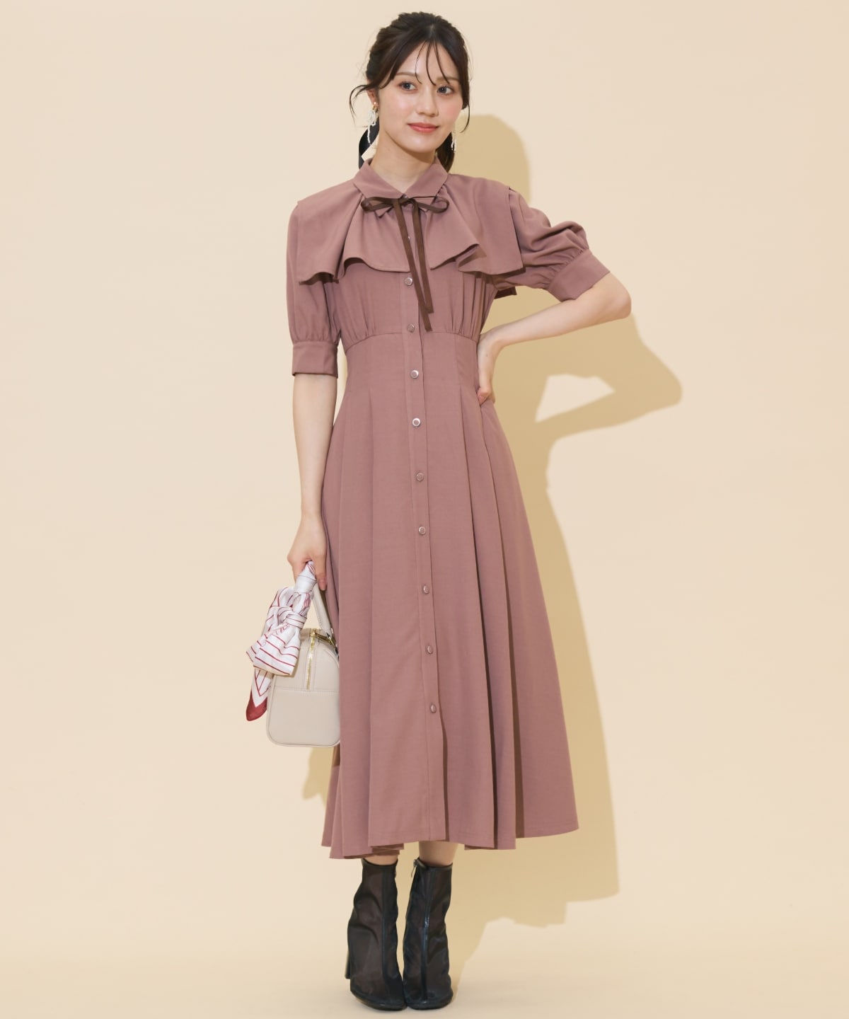 スクエアラッフルシャツワンピース