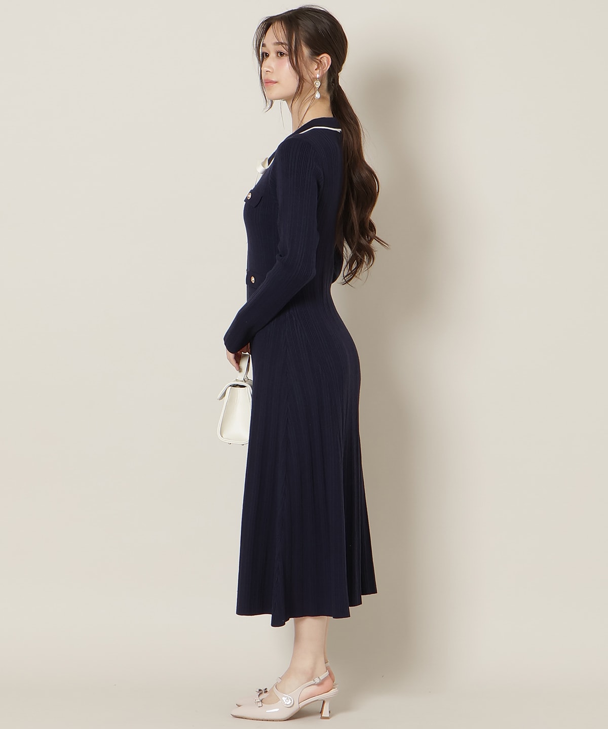 フロントボタンリボンタイニットワンピース