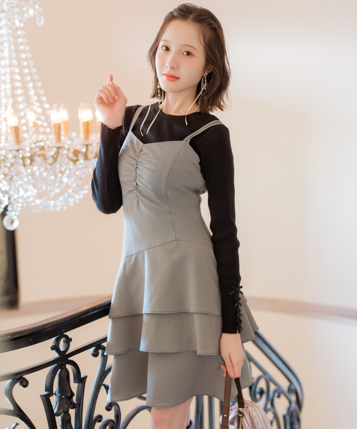 ダブルストラップアシンメトリーワンピース