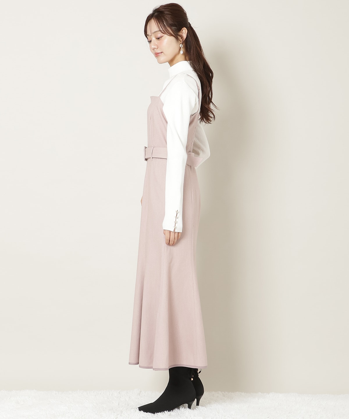 ベルト付きVカットマーメイドキャミワンピース