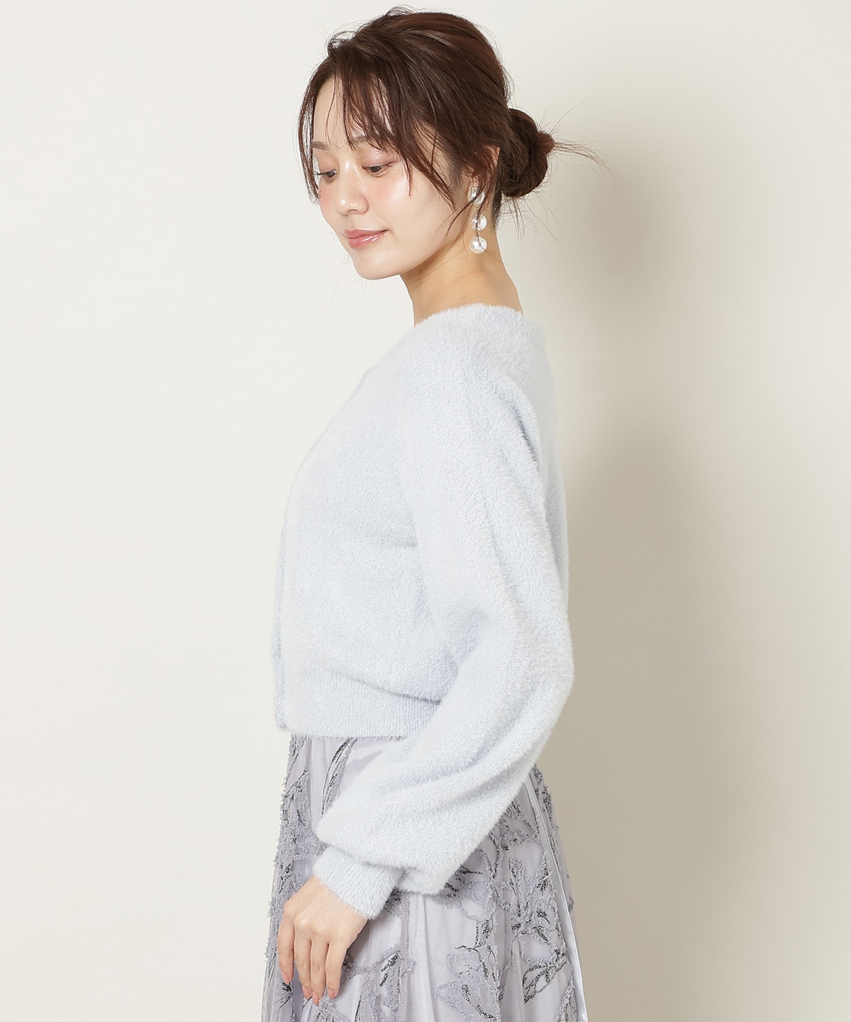 ラウンドネックラメフェザーカーディガン